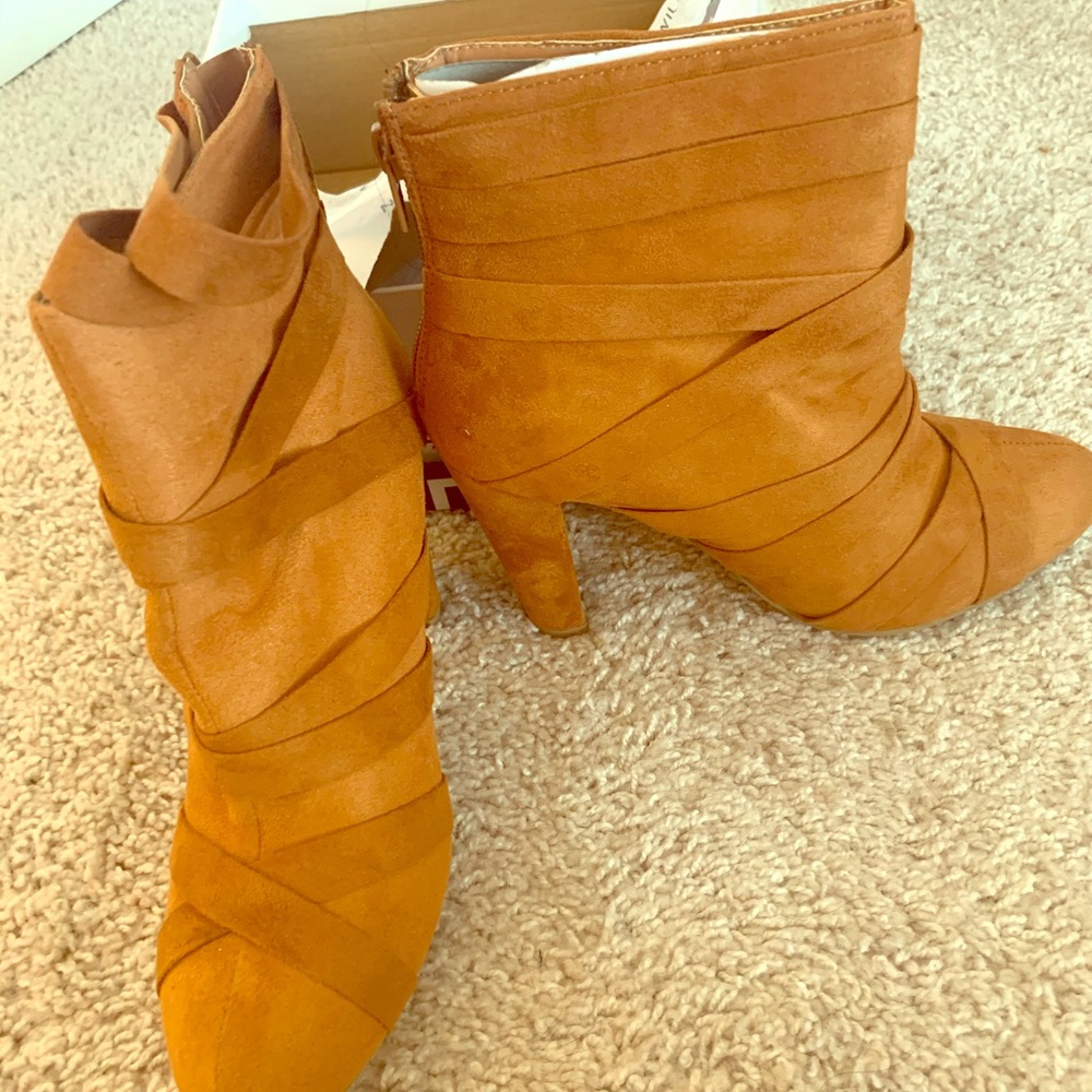 Camel booties size 7